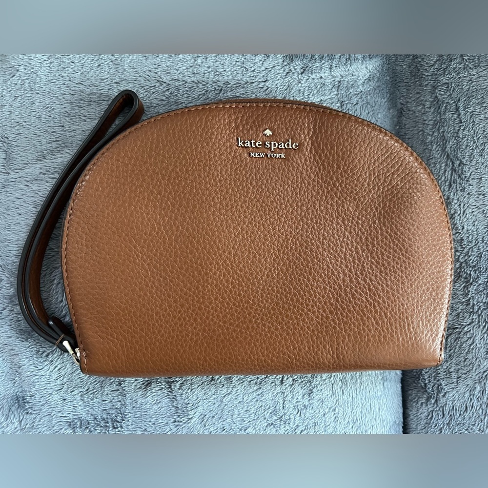 Kate Spade Wristlet Gingerbread Pebbled Leather